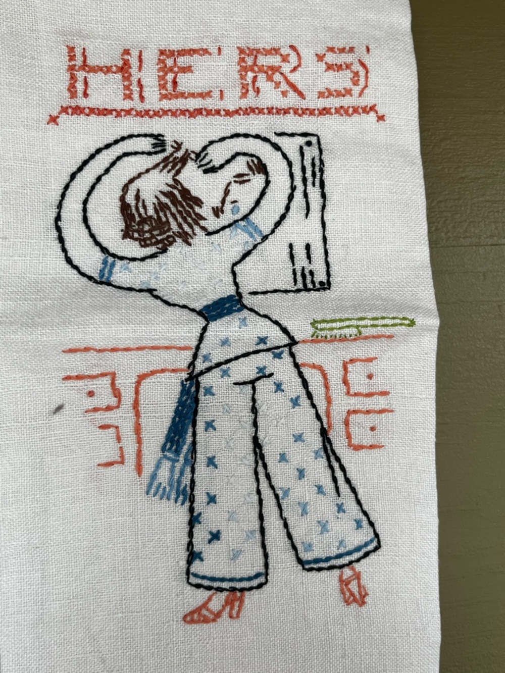 Japanese Vintage His & Hers Embroidered Linen Hand Towels - Picture 3 of 6